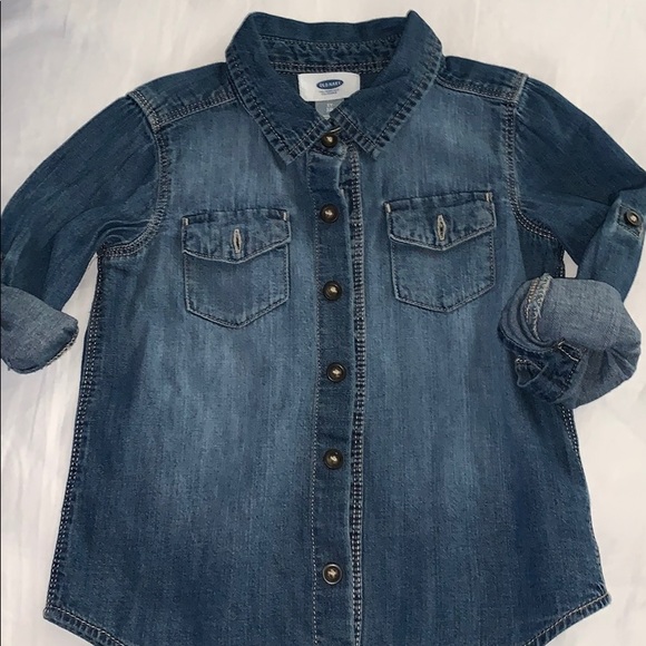 Old Navy Other - Old Navy Chambray Button Down